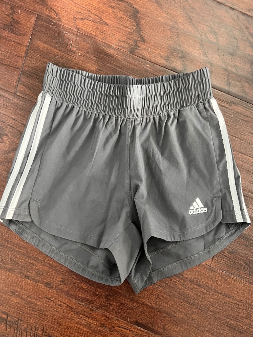 NWT Adidas Women's Pacer 3-Stripes Woven Training Shorts Size 2XS
